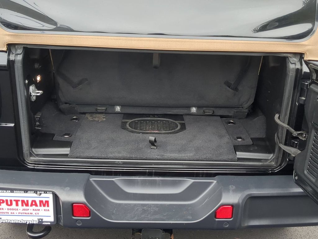 Used 2020 Jeep Wrangler Sport SUV