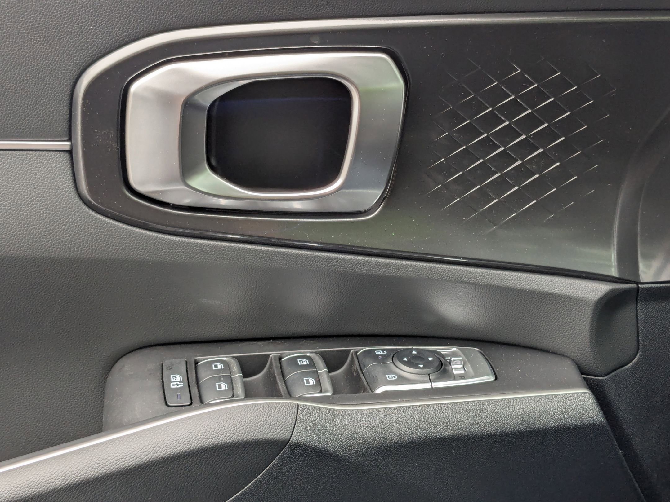 2025 Kia Sorento S - Photo 12