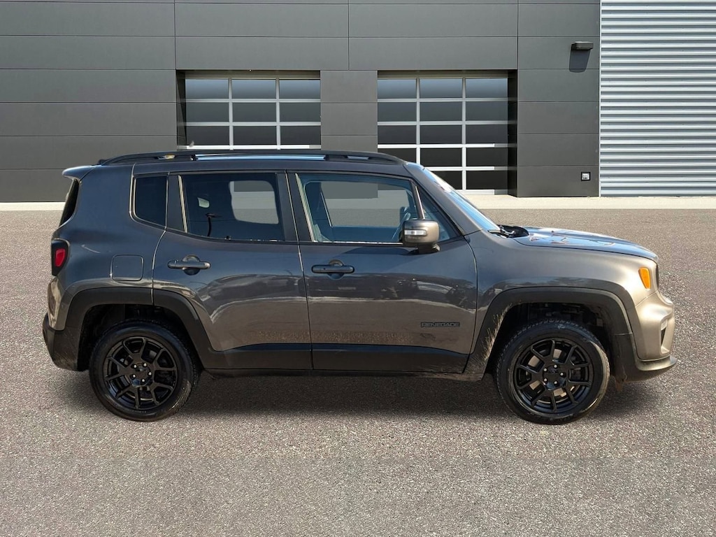 Used 2019 Jeep Renegade Latitude 4x4 SUV