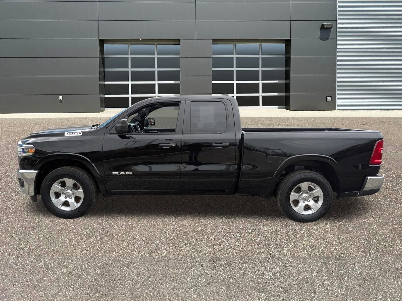 2025 Ram 1500 Big Horn/Lone Star photo 5