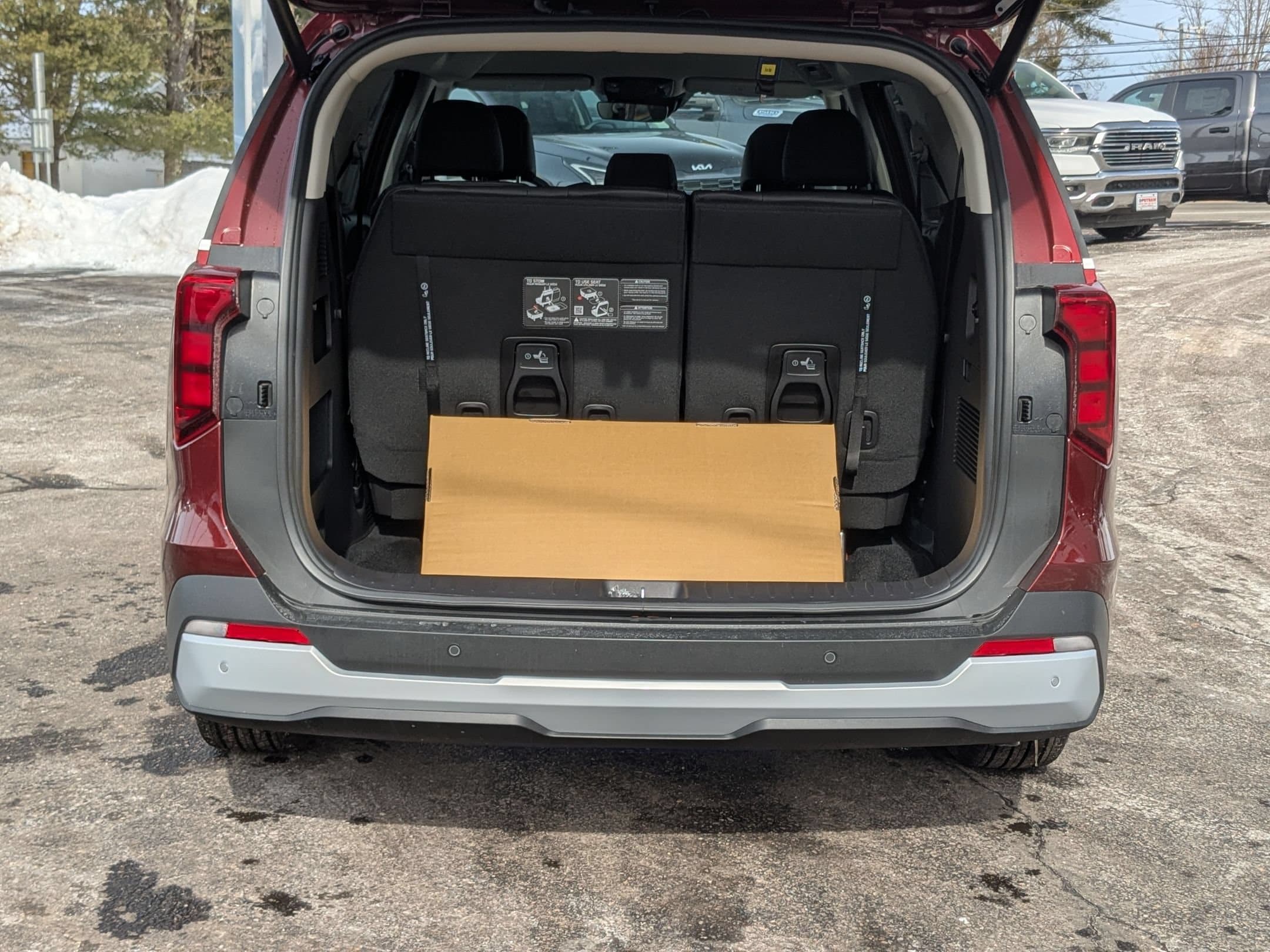 2026 Kia Carnival EX - Photo 29