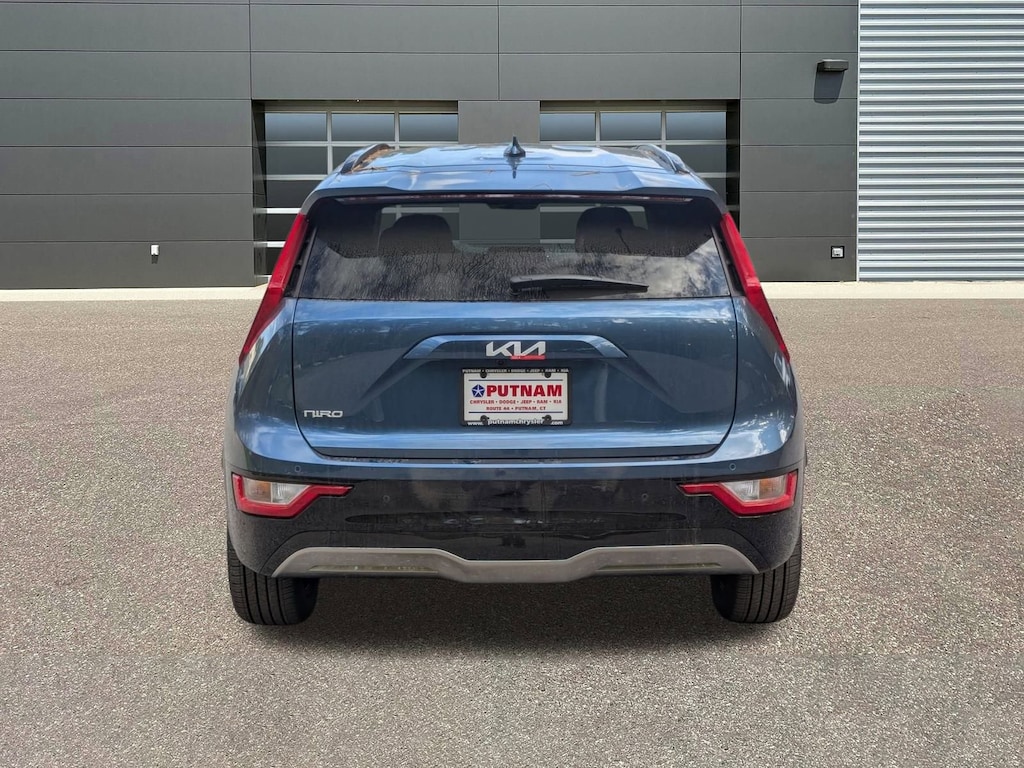 New 2025 Kia Niro EV Wind SUV