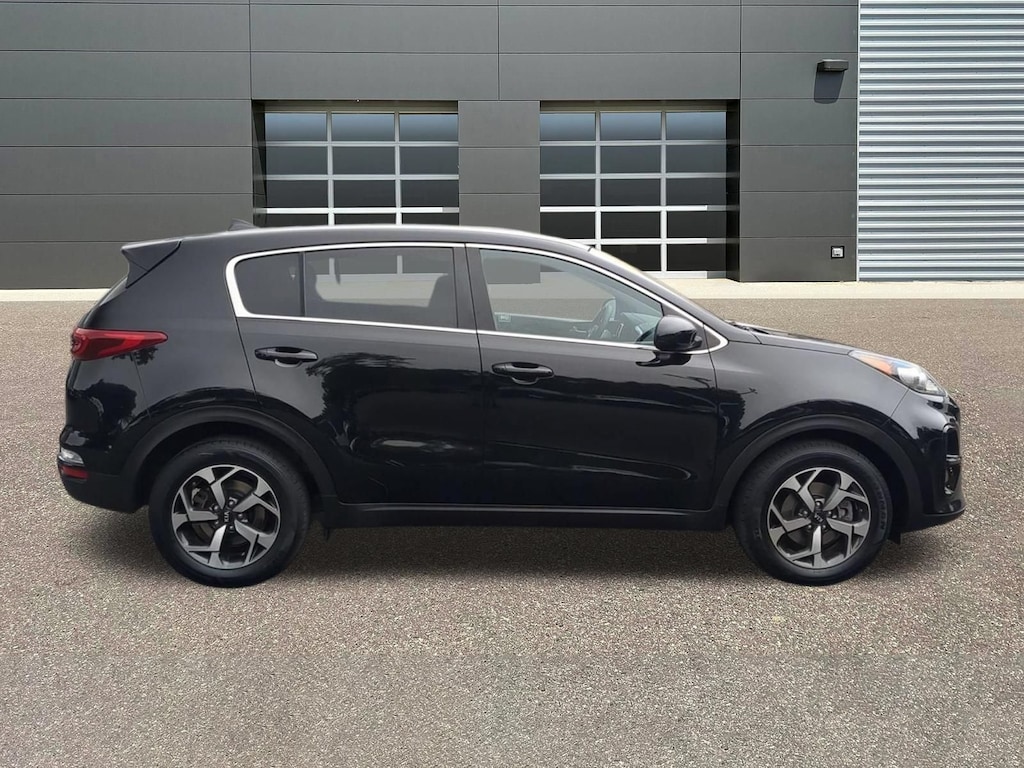 Used 2022 Kia Sportage LX SUV