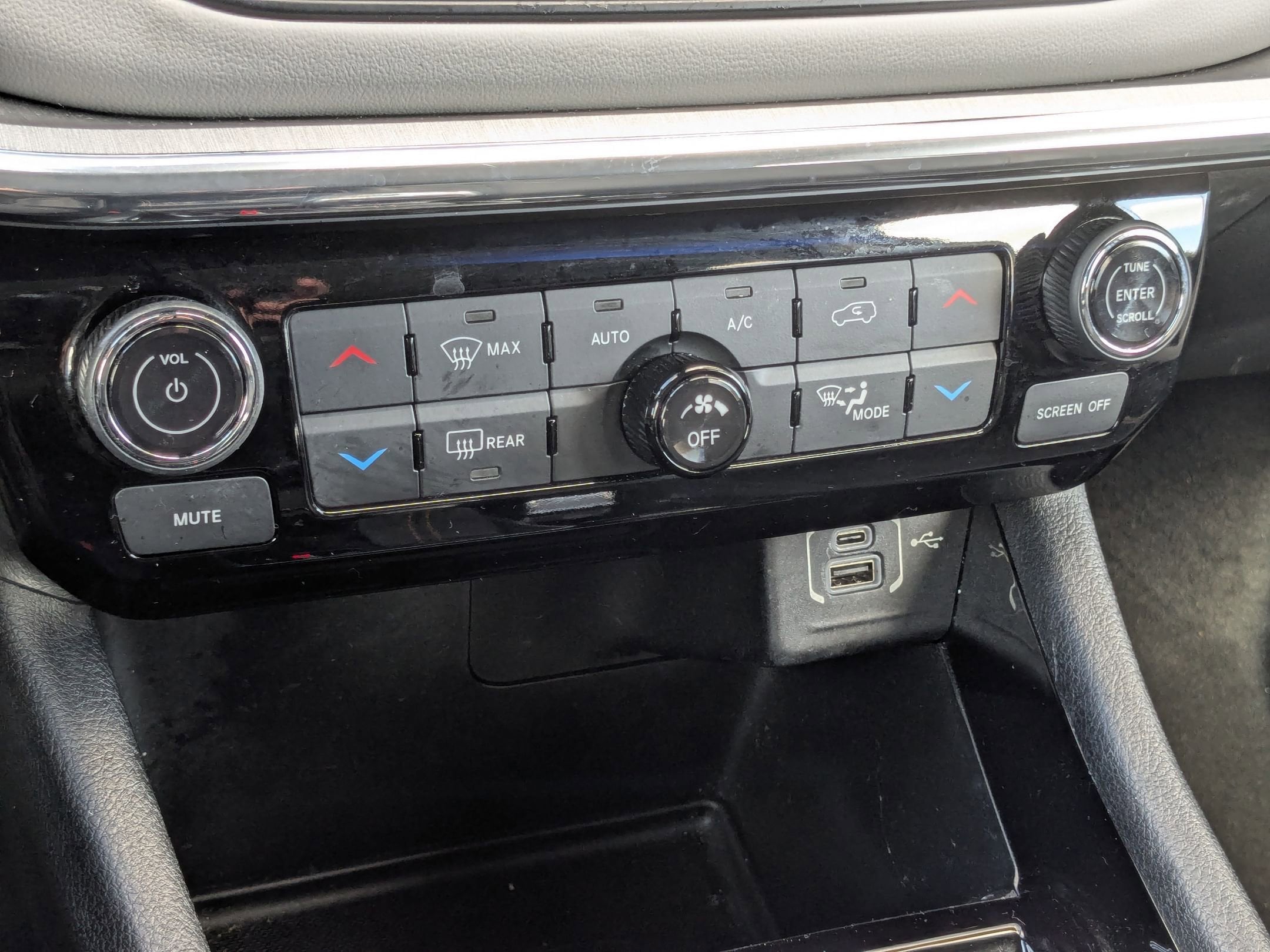 2022 Jeep Compass Limited - Photo 21