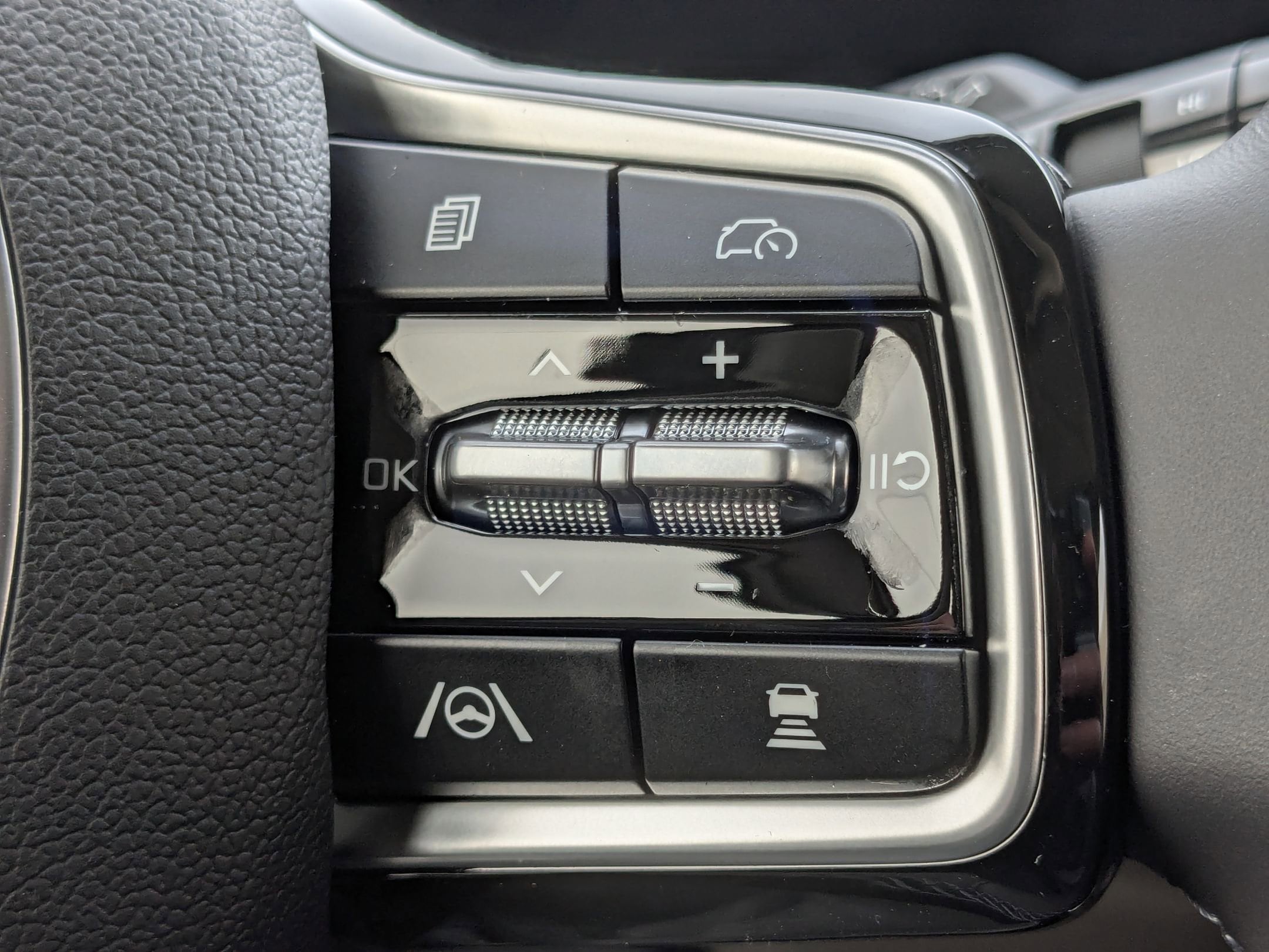 2026 Kia Carnival EX - Photo 17