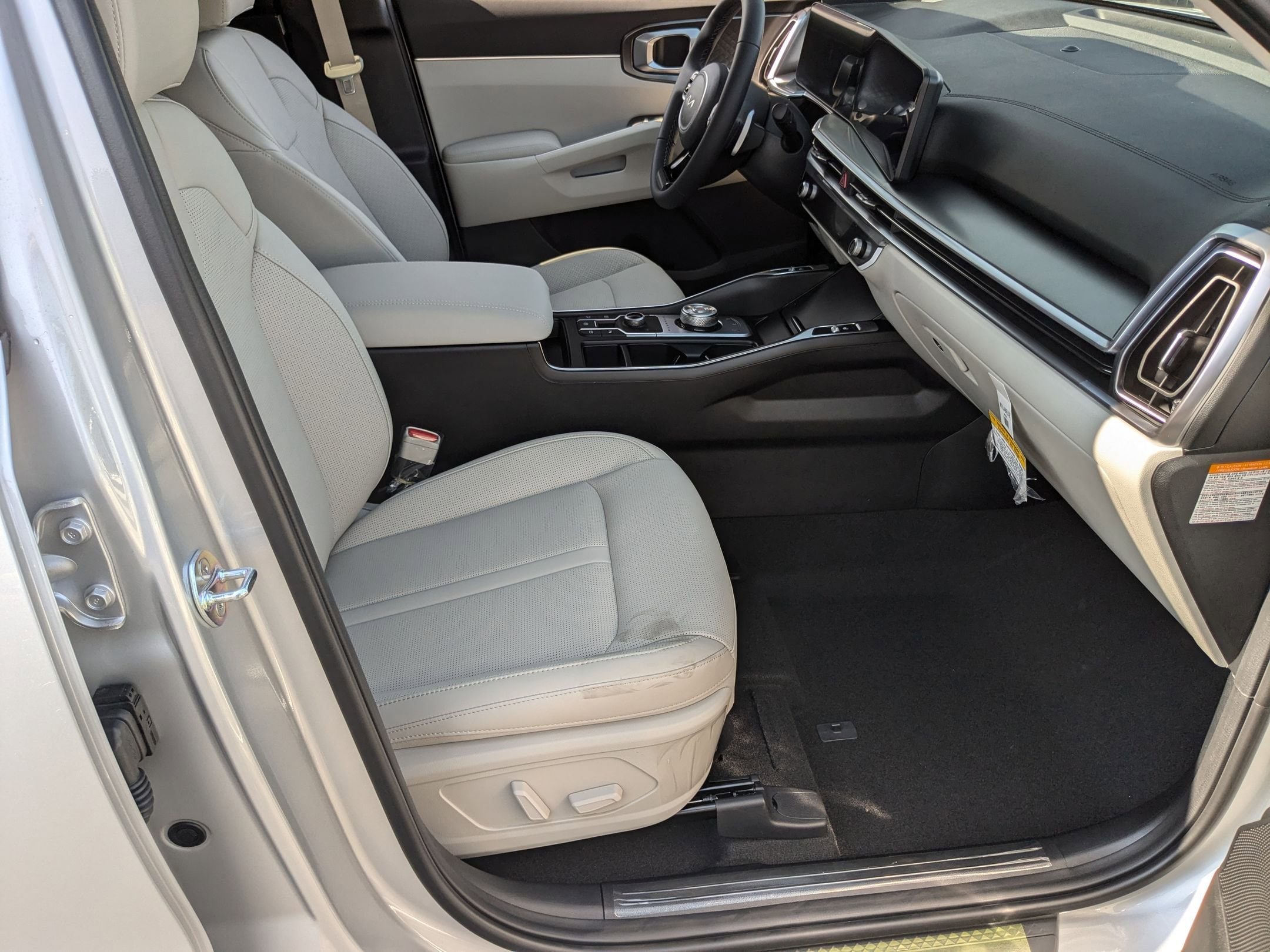 【15p新品】スニークアタックハイブリッド New 2025 Kia Sorento Hybrid For Sale at Putnam Kia | VIN