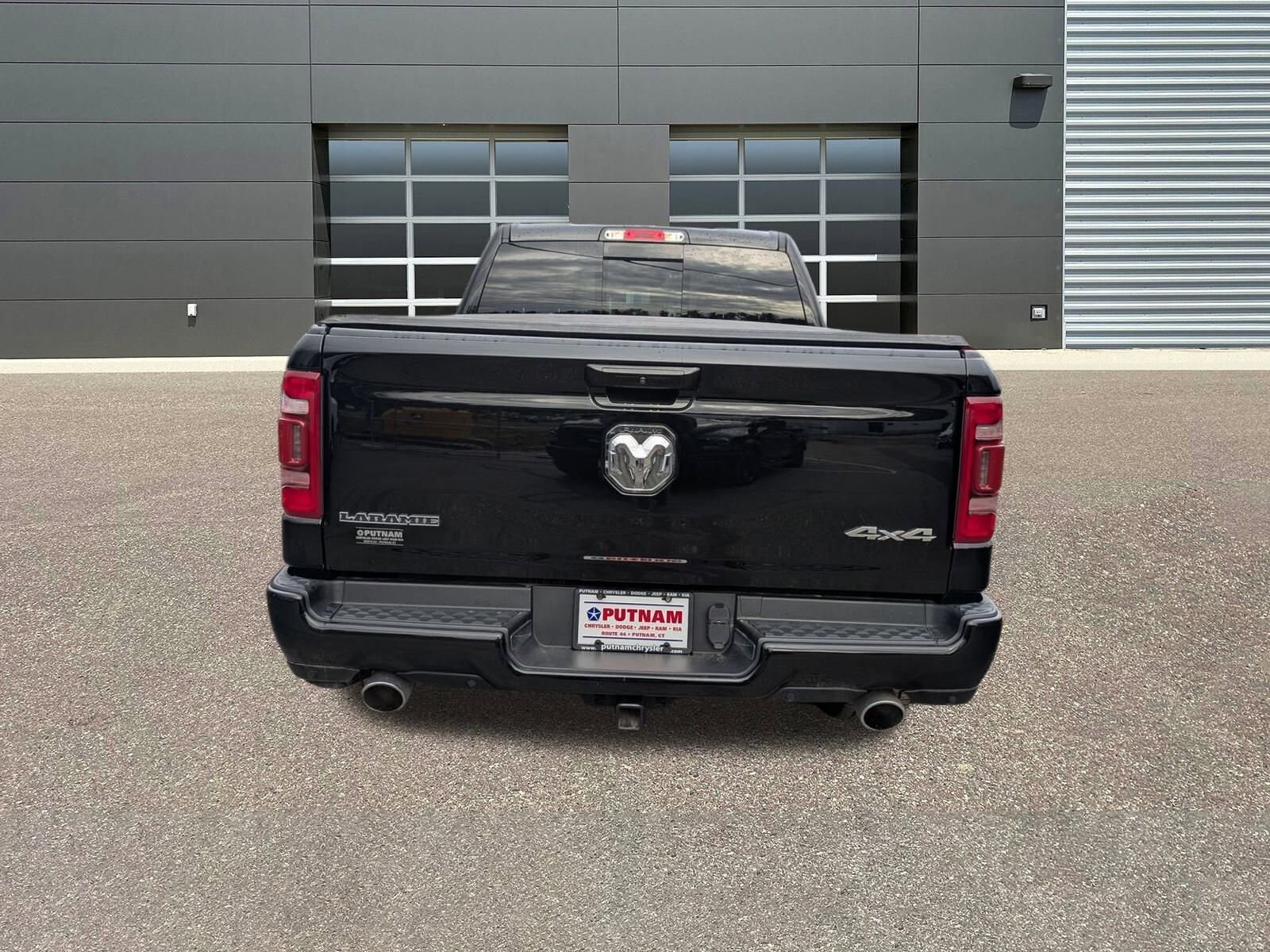 2023 Ram 1500 Laramie photo 4