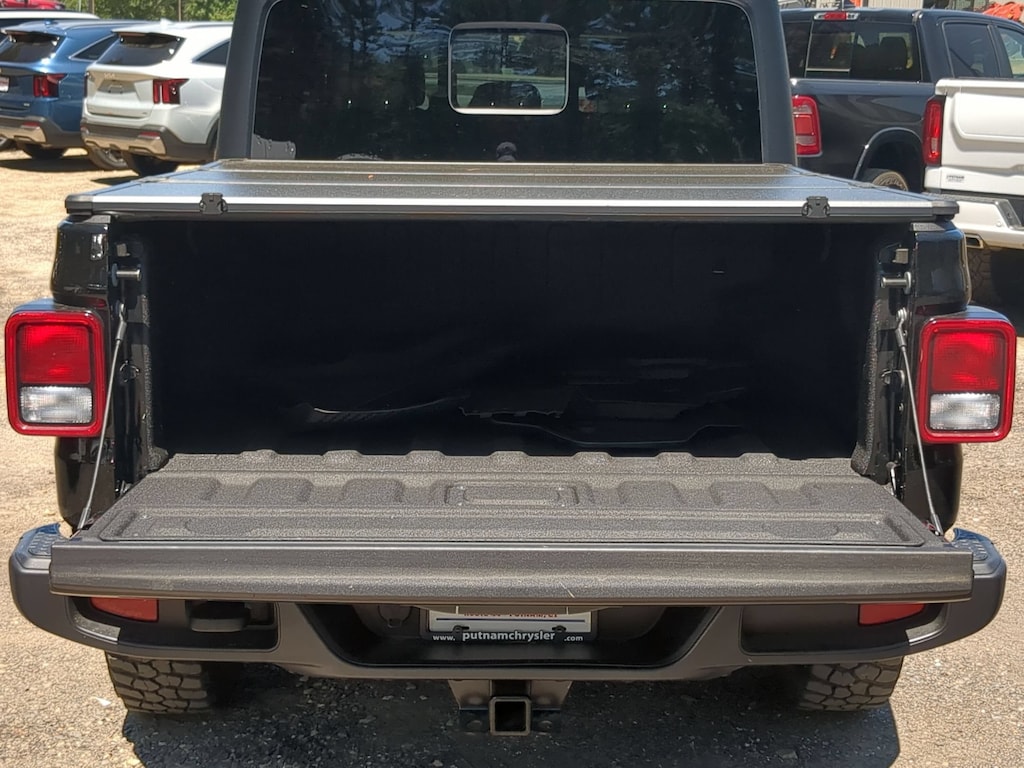 Certified 2022 Jeep Gladiator Sport Truck Crew Cab
