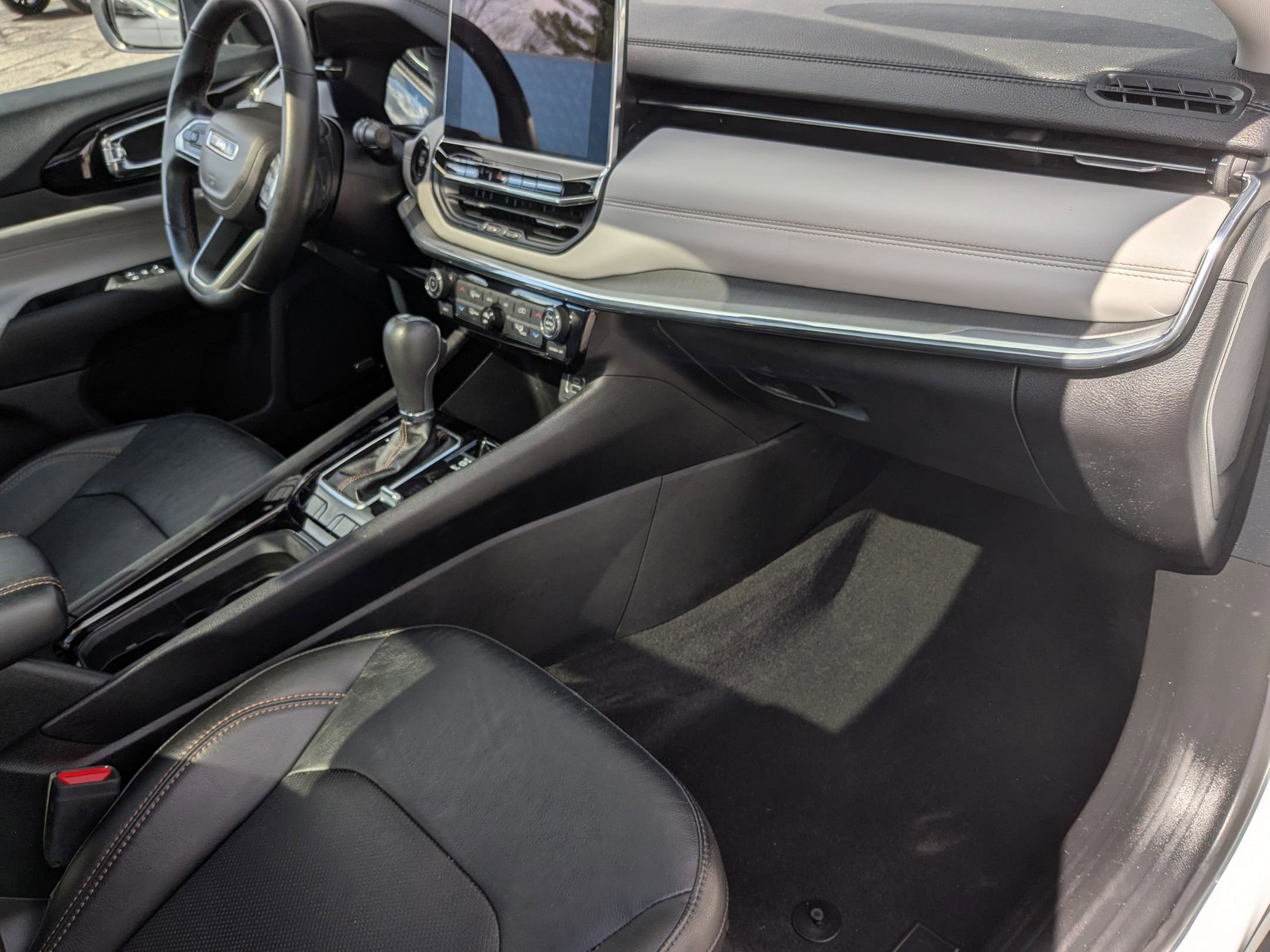 2022 Jeep Compass Limited - Photo 33