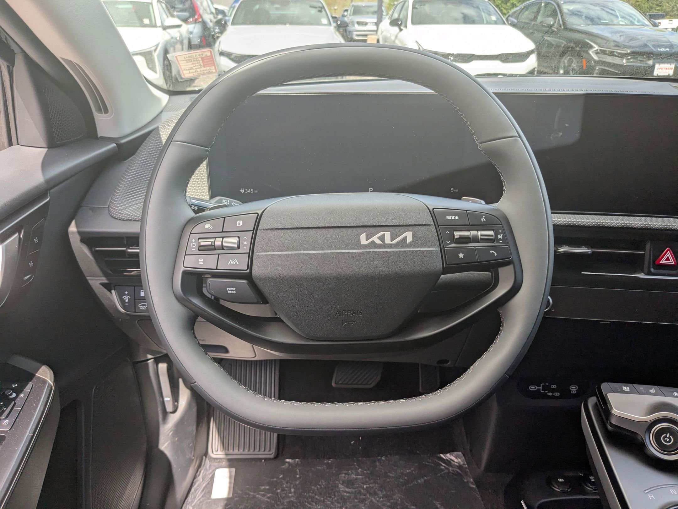 2025 Kia EV6 Wind - Photo 15