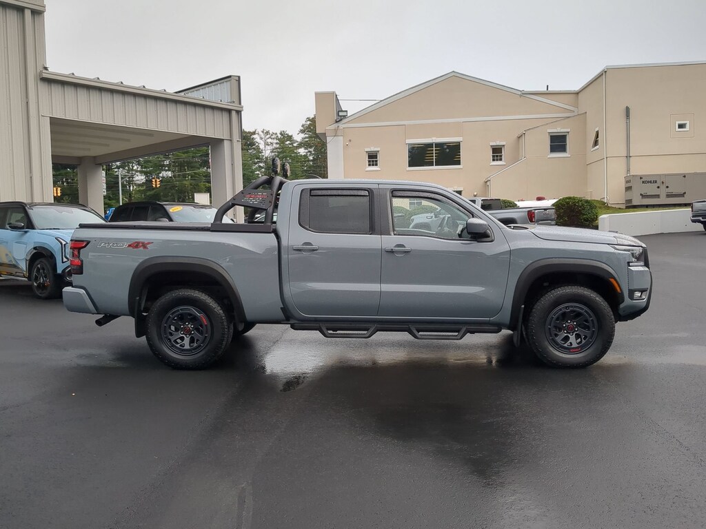 Used 2025 Nissan Frontier PRO-4X Truck Crew Cab