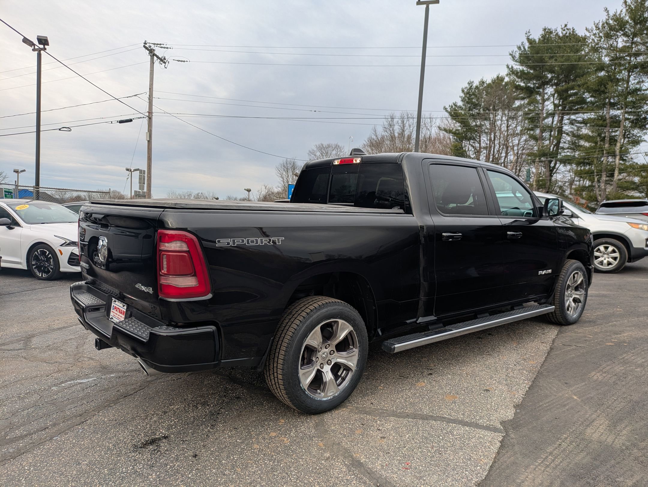 2023 Ram 1500 Laramie photo 2