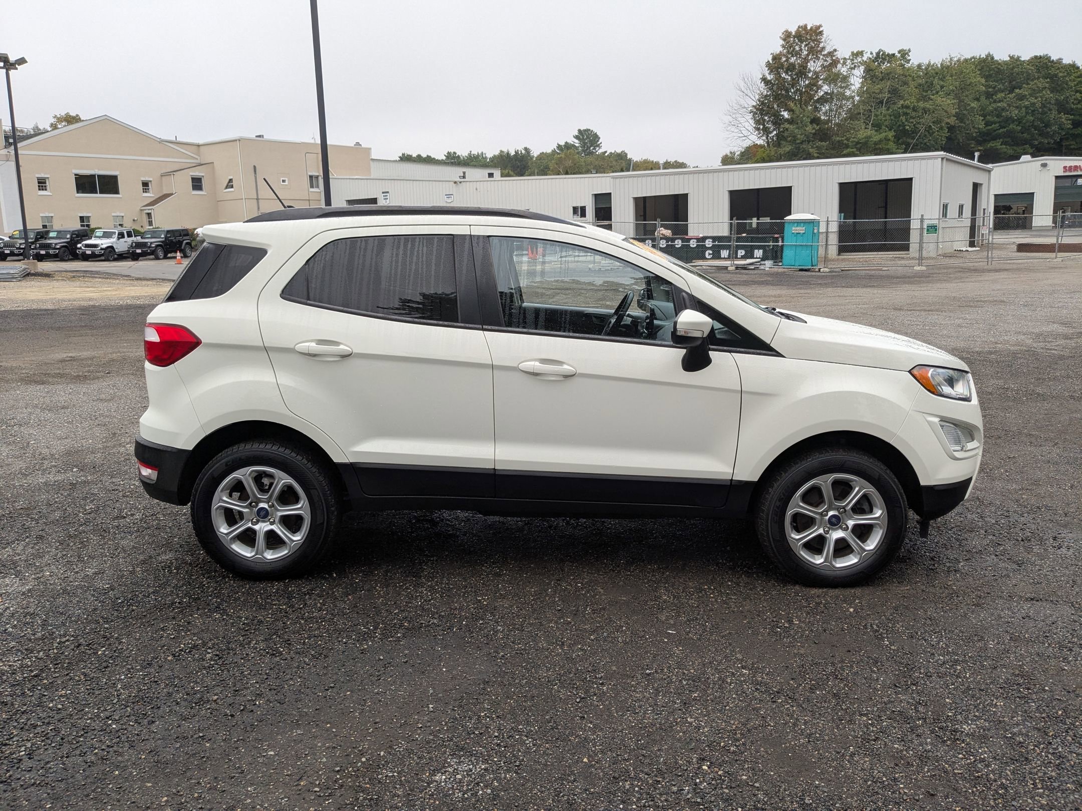 2020 Ford EcoSport SE photo 2