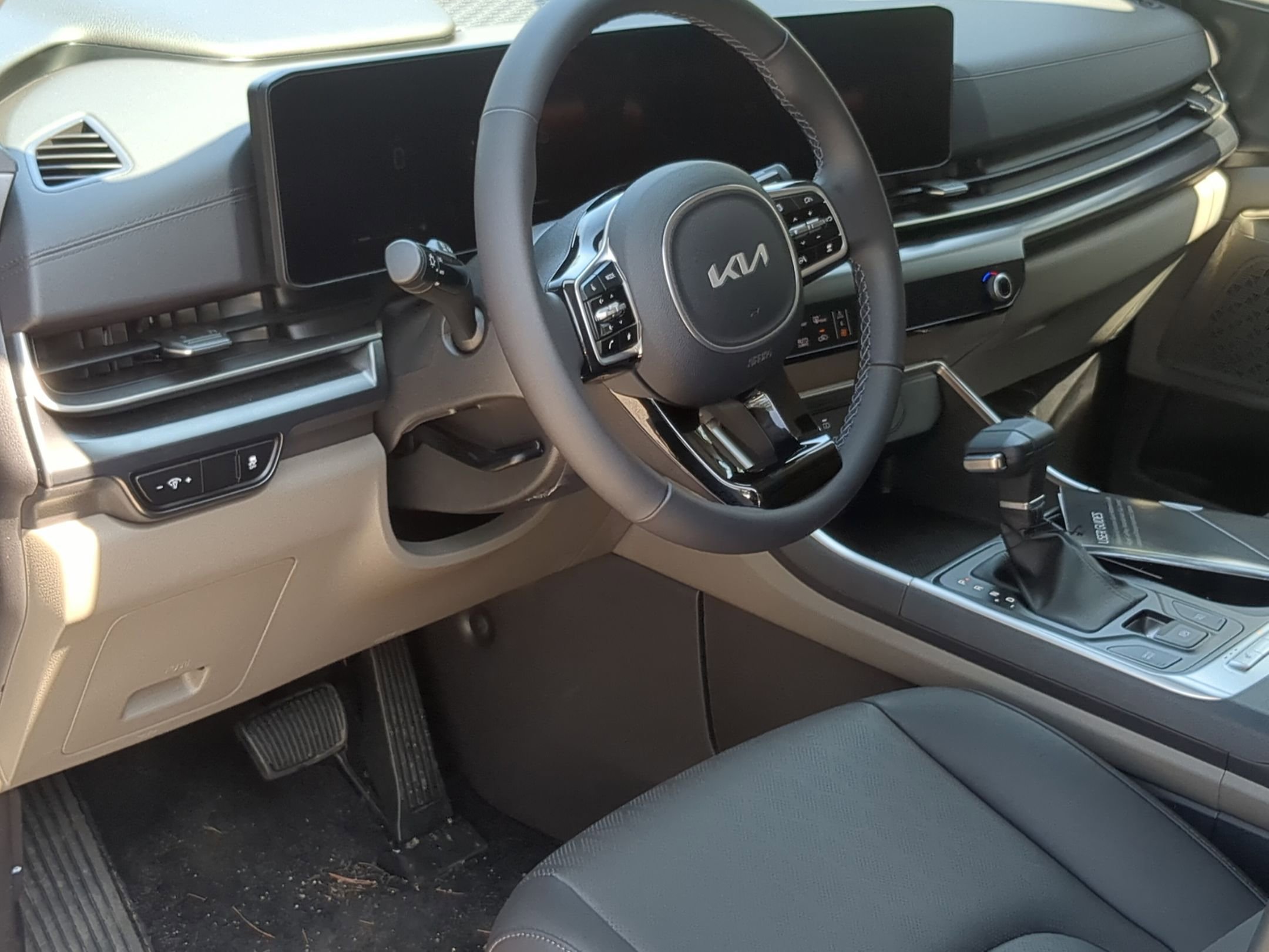2026 Kia Carnival LXS - Photo 10