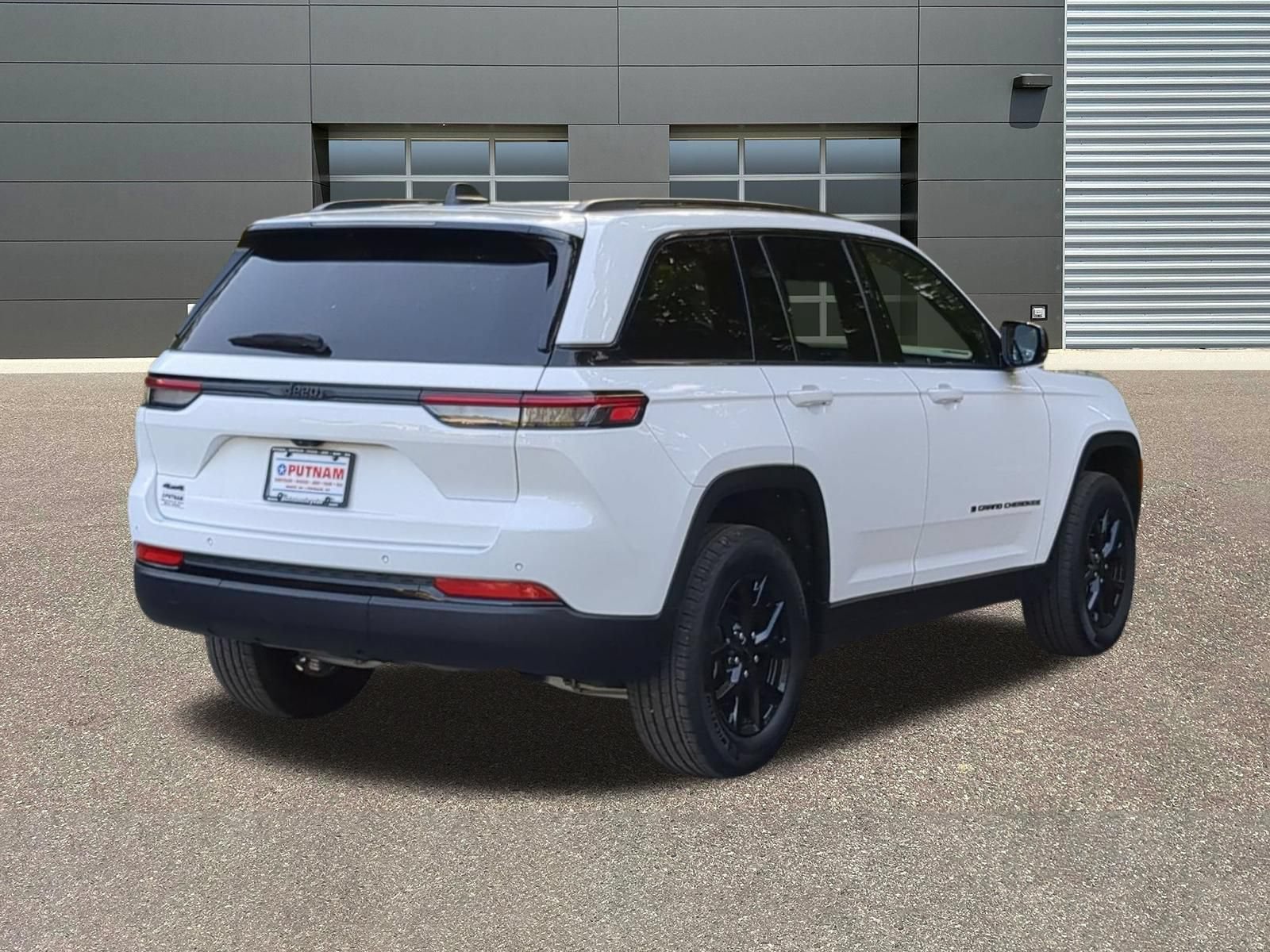 Certified 2025 Jeep Grand Cherokee Laredo SUV