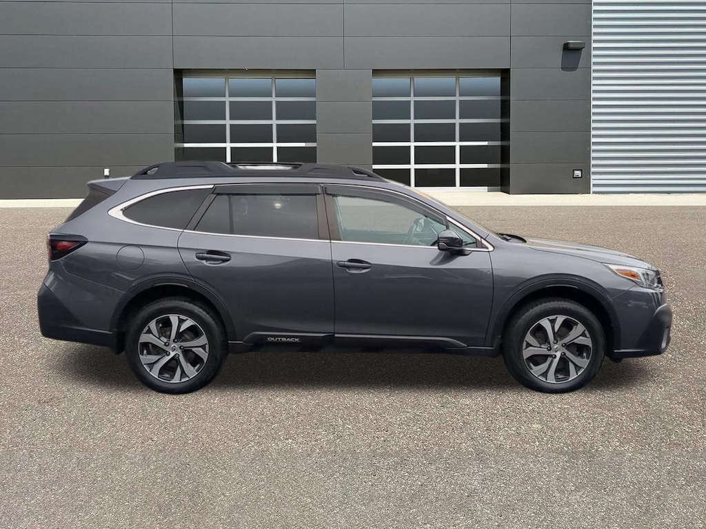 Used 2022 Subaru Outback Limited SUV