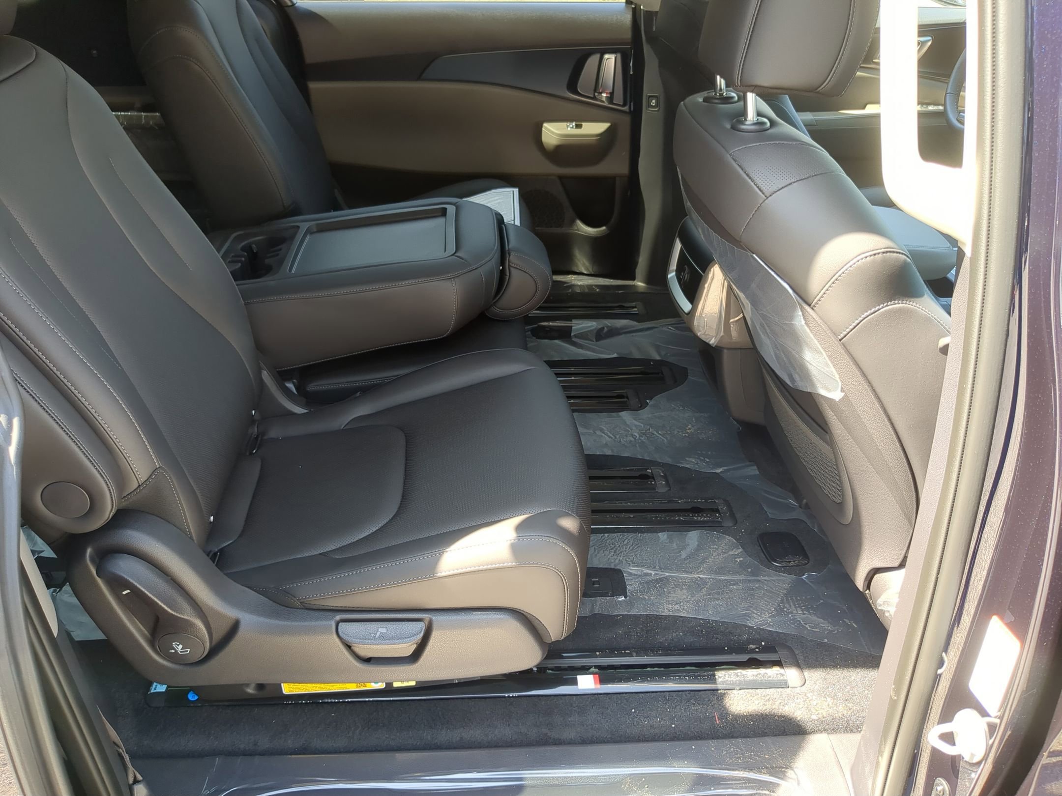 2026 Kia Carnival LXS - Photo 17