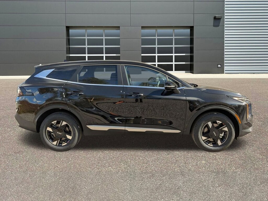 New 2026 Kia Sportage LX SUV
