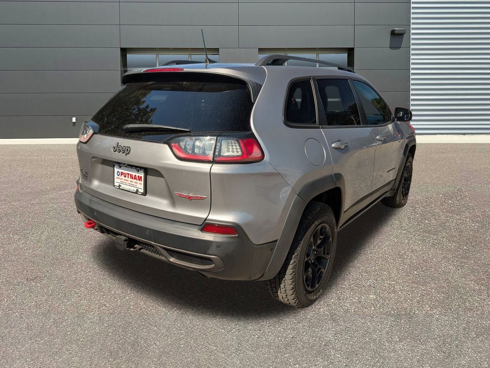 2019 Jeep Cherokee Trailhawk photo 3