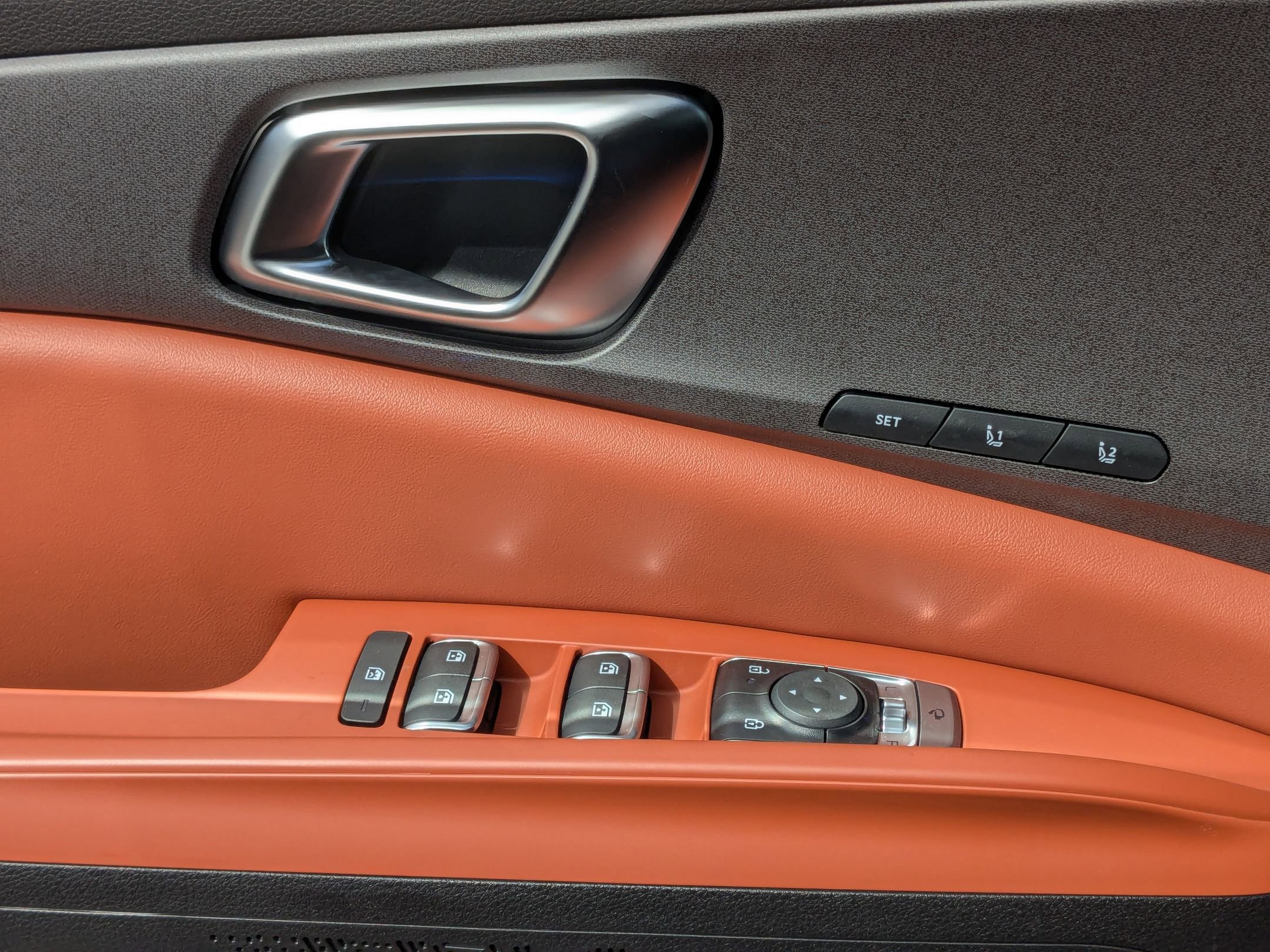 2026 Kia Carnival EX - Photo 11