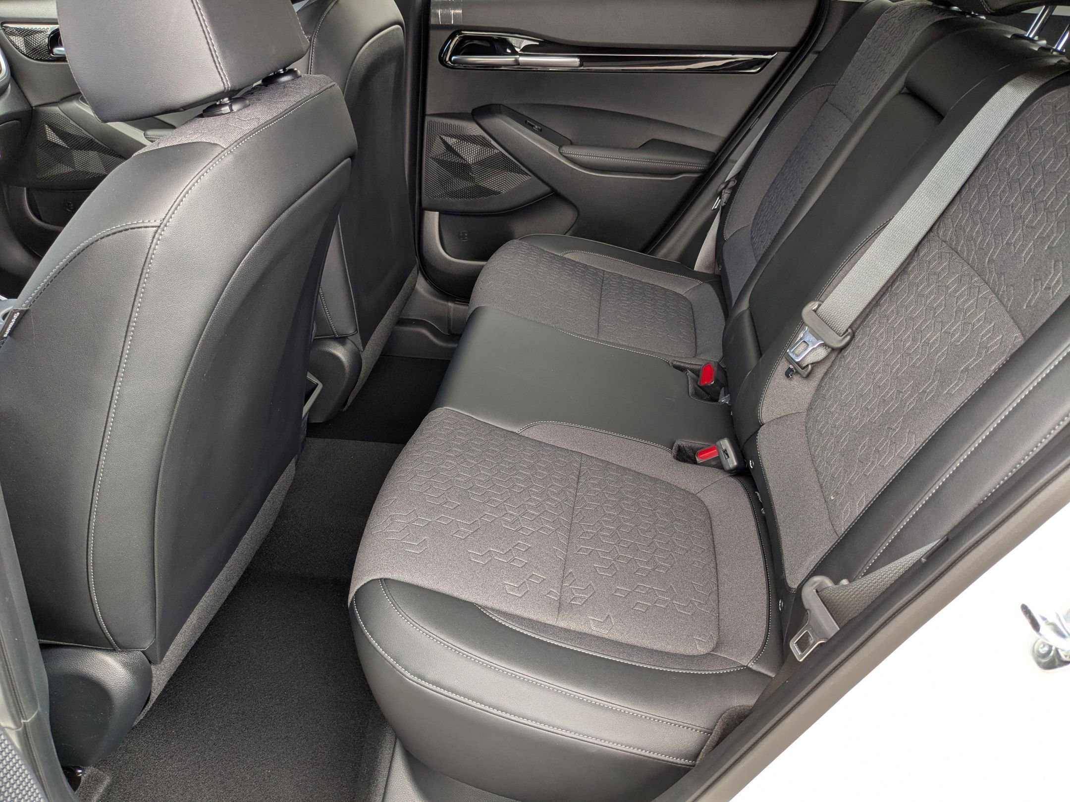 2026 Kia Seltos S - Photo 25