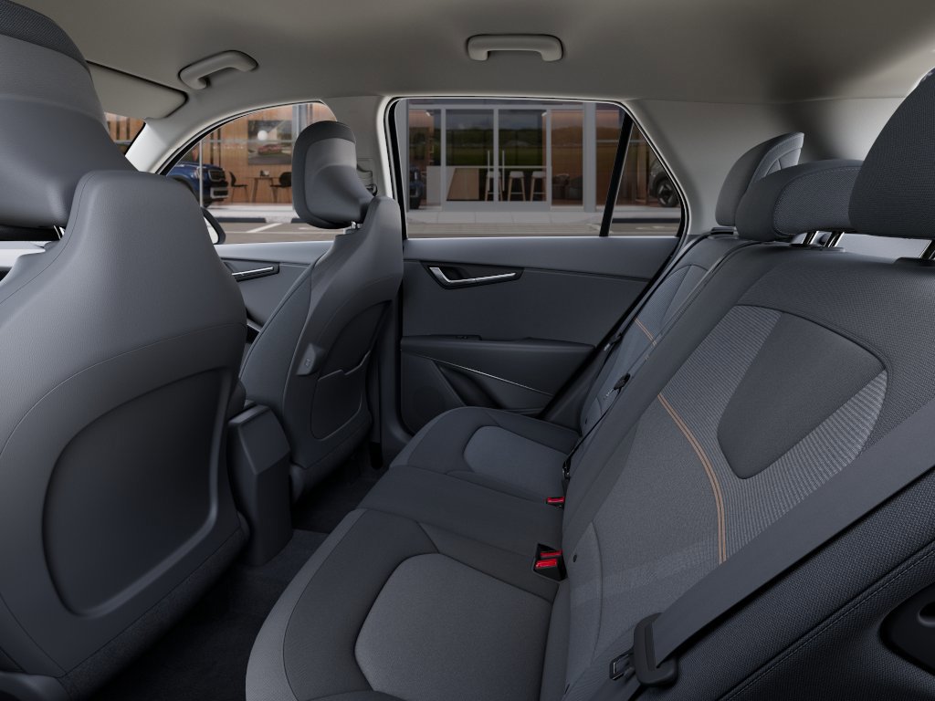 2026 Kia Niro LX - Photo 18