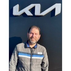 Staff member John Elgelda from ID_4de323