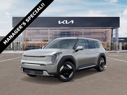 2026 Kia EV9 Light Short Range Light Short Range RWD