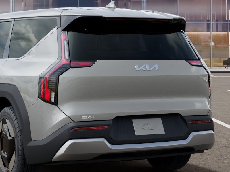 2026 Kia EV9 Light - Photo 13