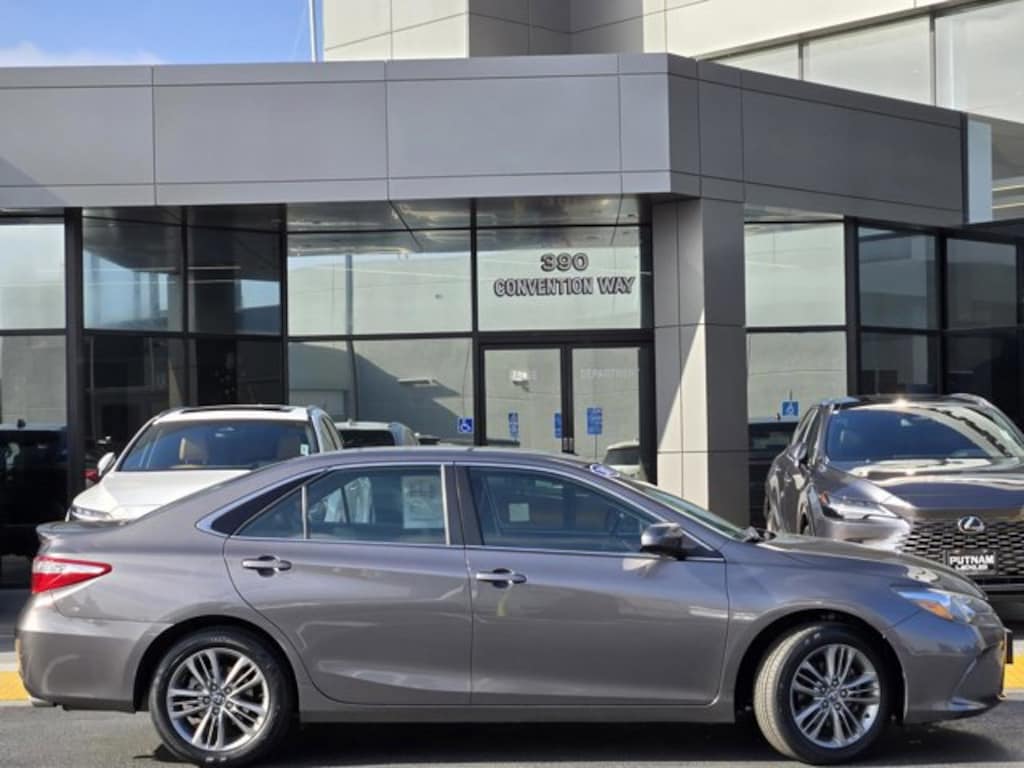 Used 2017 Toyota Camry Sedan