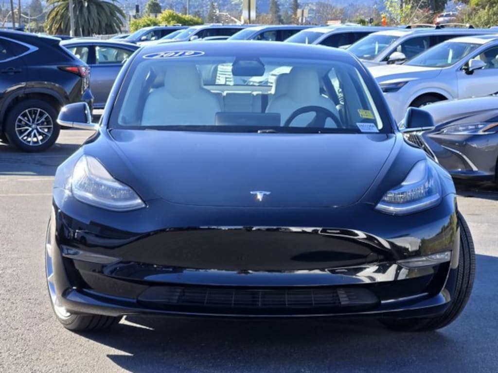 Used 2019 Tesla Model 3 Standard Range Plus Sedan