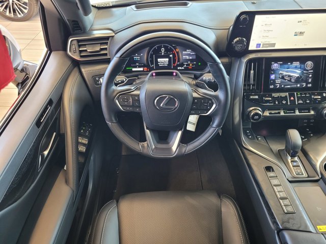 2026 Lexus LX 700h Luxury - Photo 6