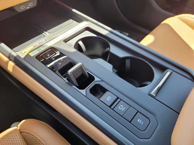 2026 Lexus ES BEV 350e Premium - Photo 11