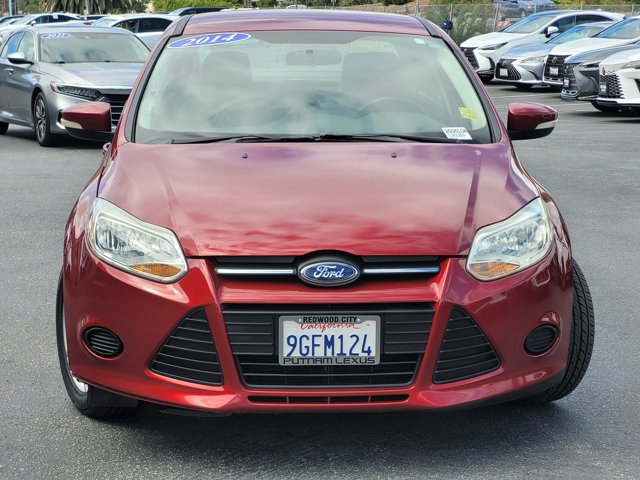 2014 Ford Focus SE photo 2