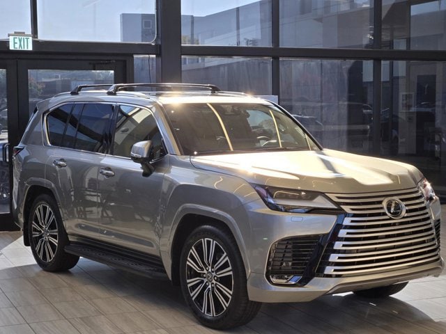 2026 Lexus LX Luxury's photo