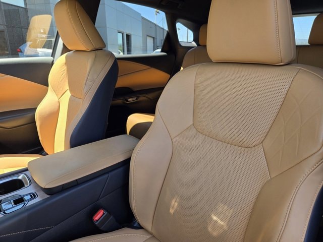 2023 Lexus RX 350 - Photo 16
