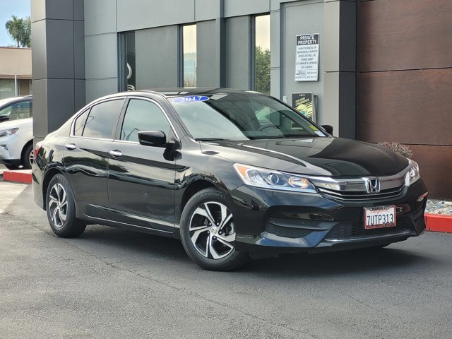 2017 Honda Accord LX's photo