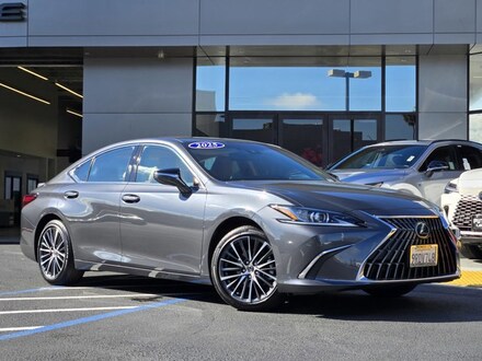 2025 LEXUS ES 300h Base Sedan