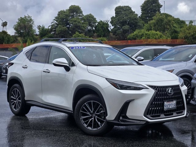 2025 Lexus NX 350h 350h Premium AWD's photo