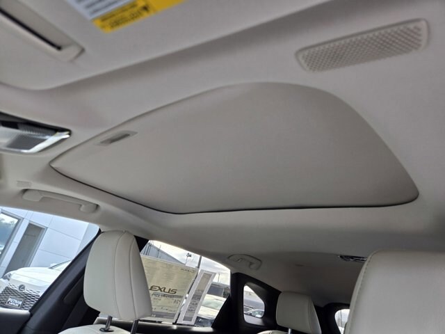 2026 Lexus RX 350 Premium - Photo 8