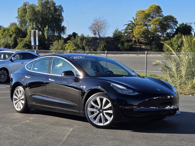 2019 Tesla Model 3 Base's photo