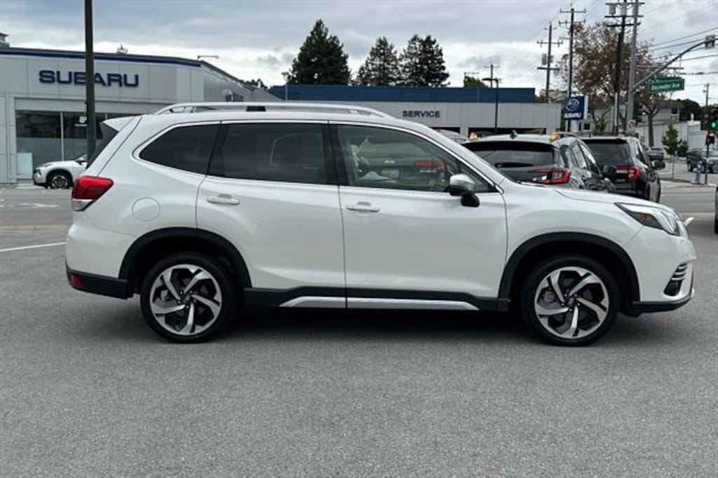 Used 2023 Subaru Forester Touring