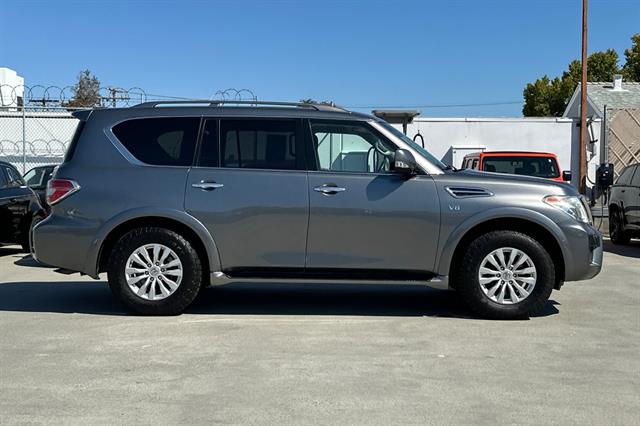 2017 Nissan Armada SV photo 2