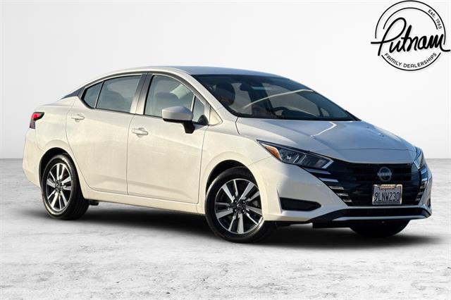 2024 Nissan Versa Sedan SV
