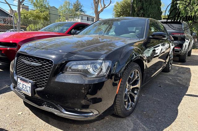 2018 Chrysler 300 S