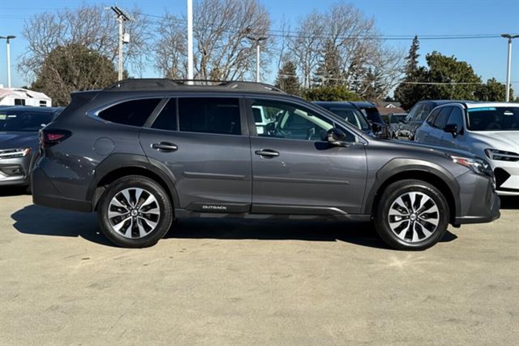 Used 2023 Subaru Outback Limited