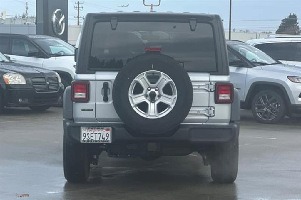 Used 2023 Jeep Wrangler 4DR 4WD