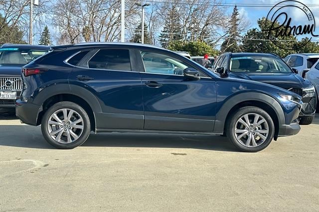 2023 Mazda CX-30 Select's photo