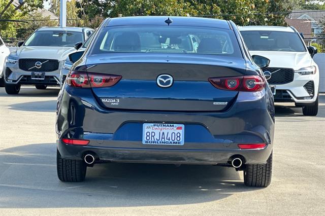 2020 Mazda Mazda3 Sedan Premium photo 4