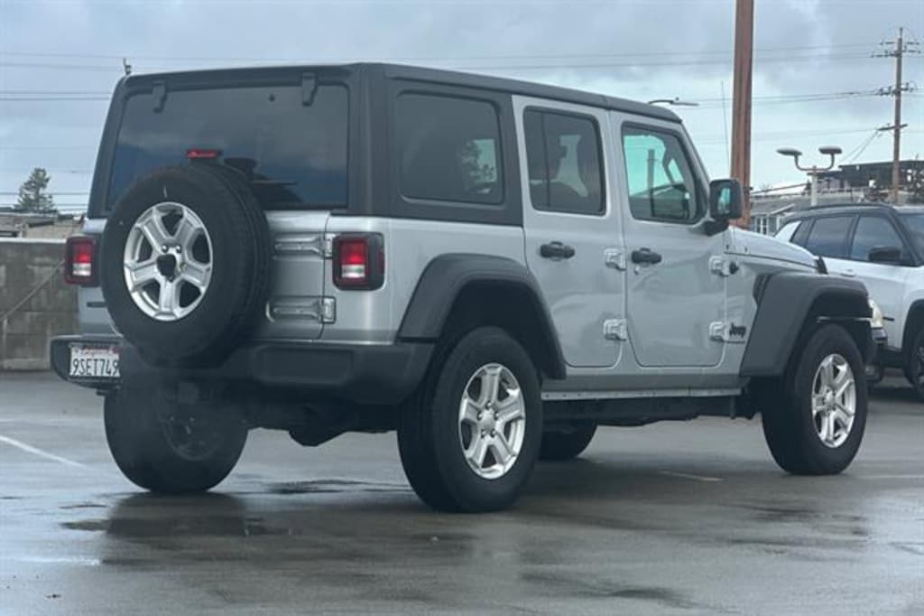 Used 2023 Jeep Wrangler 4DR 4WD